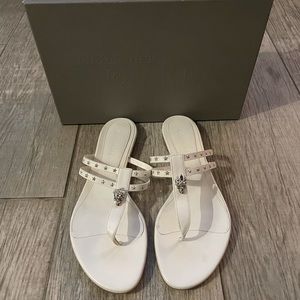 NEW Alexander McQueen leather flip flops